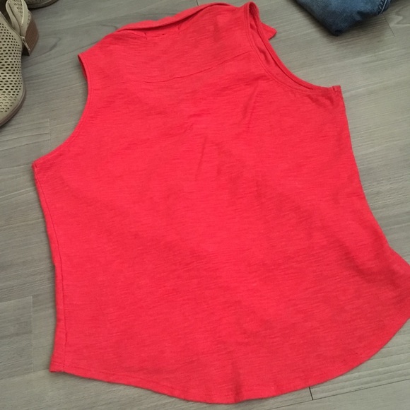 ⚡️HP⚡️Sleeveless Collared Button Down 🧡 - Picture 6 of 8